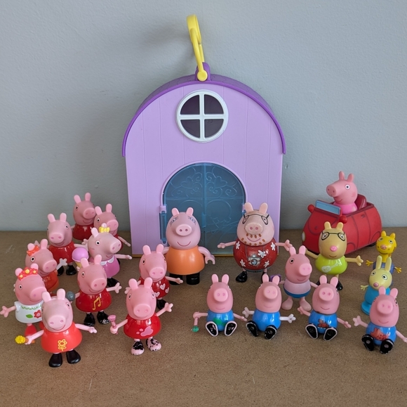 Peppa Pig Other - Peppa Pig & Friends Figures and School House Playset